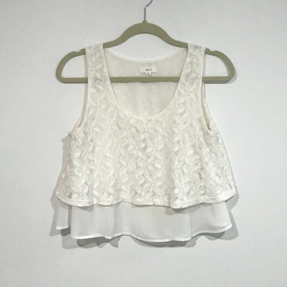 Sleeveless Lace Crop Top